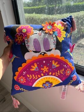 EPCOT Mexico Pavilion Minnie Mouse Throw Pillow